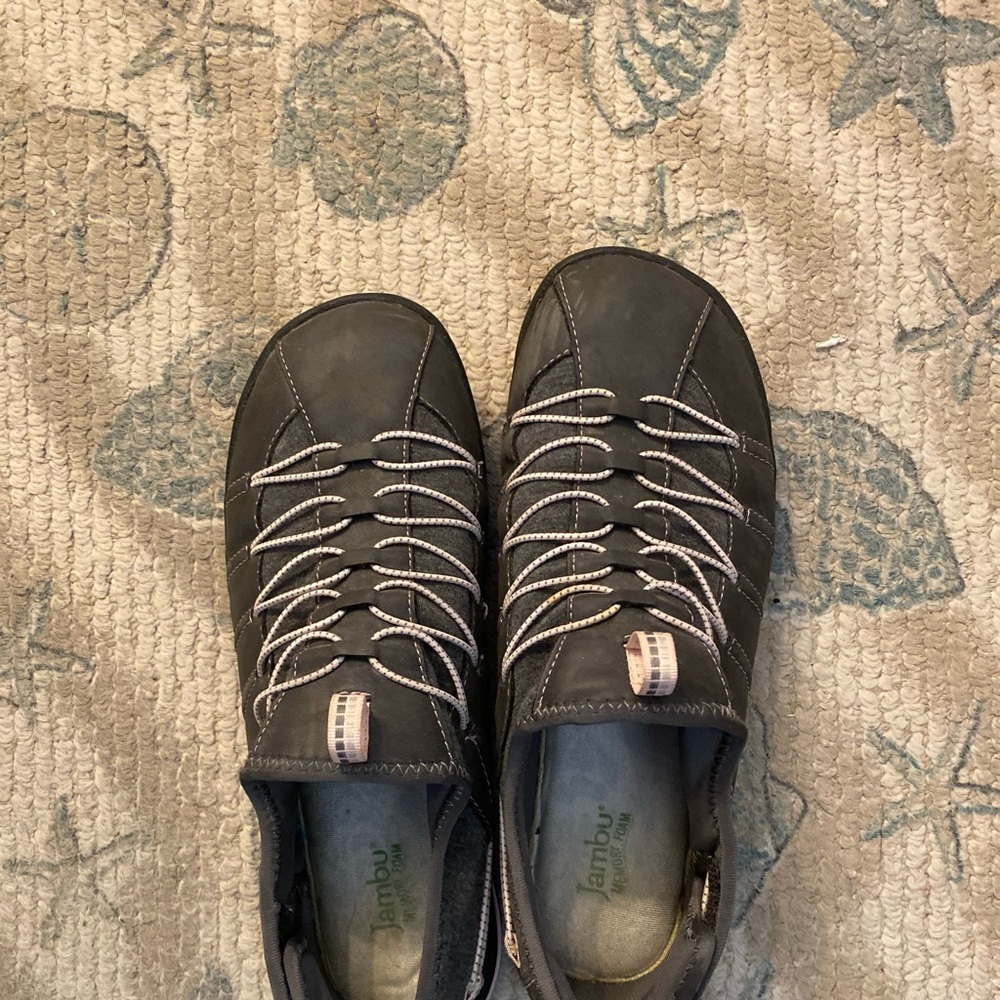 Memory Foam Slip On Walking Shoe